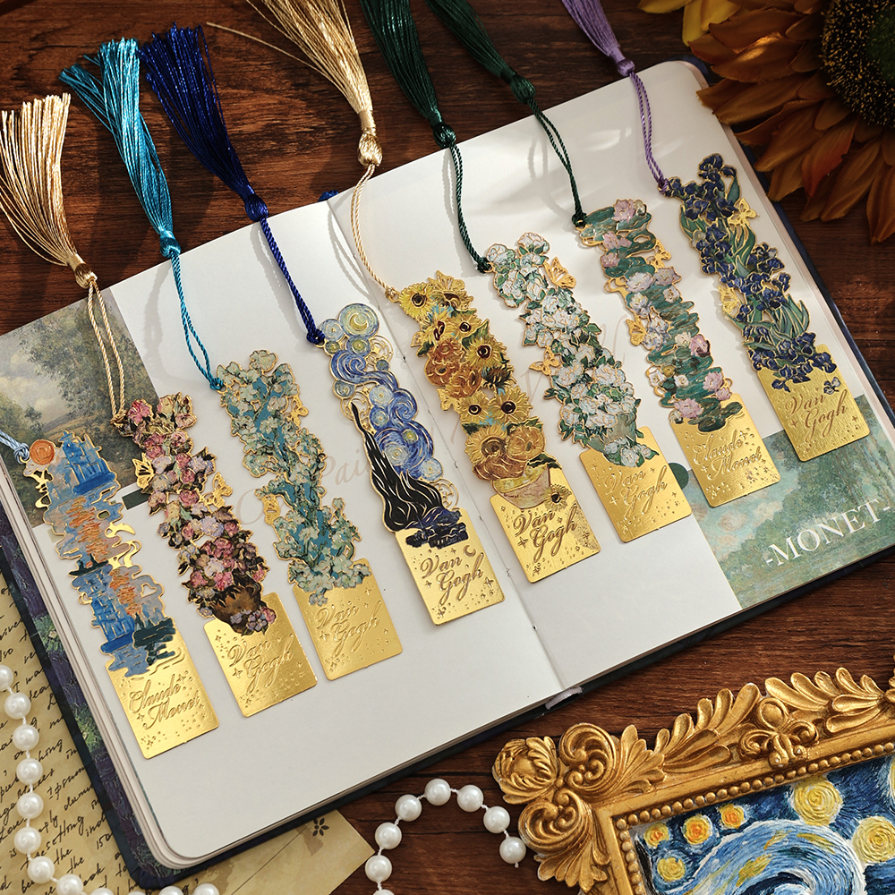 Stationery Warehouse - 1 Pc Vintage Artistic Metal Bookmark,