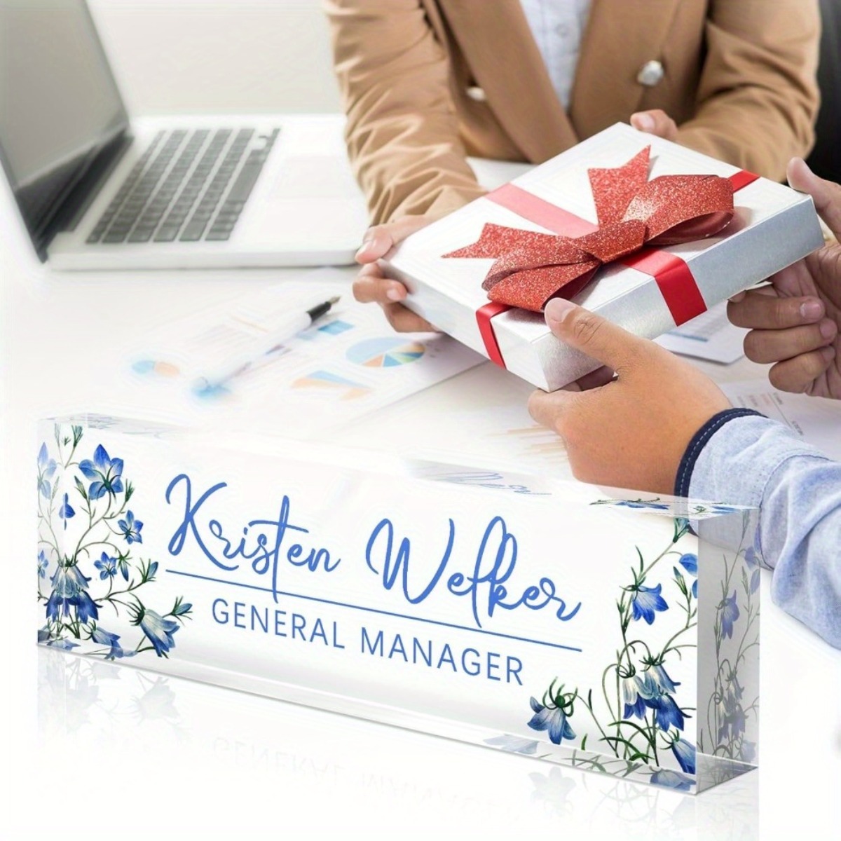 [2D Flat] Blue Floral Theme Cu - Desk Name Plate のレビューと価格