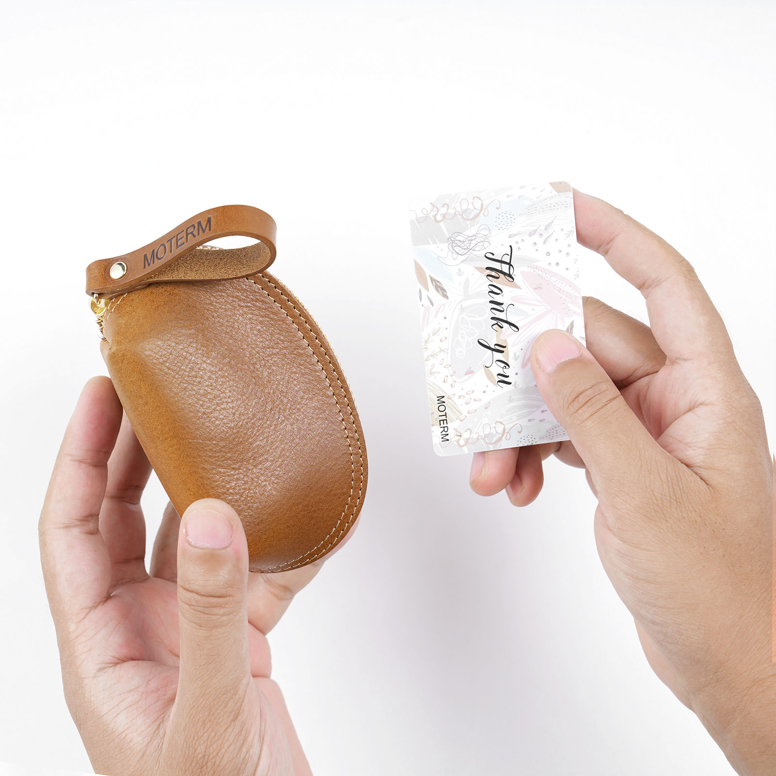 Moterm Mini Coin Pouch with Zi - Tan Stationery & Office Supply のレビューと価格