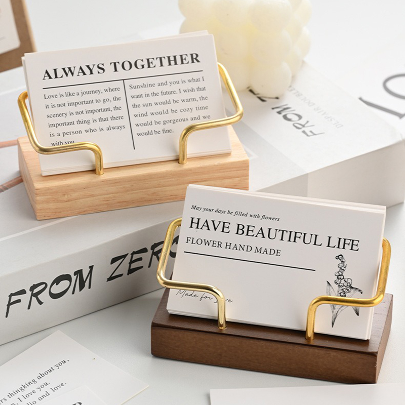 Wooden Business Card Holder Me - Desk Name Plate のレビューと価格