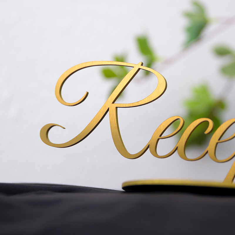 Desktop 3D Lettering Logo Stan - Desk Name Plate のレビューと価格